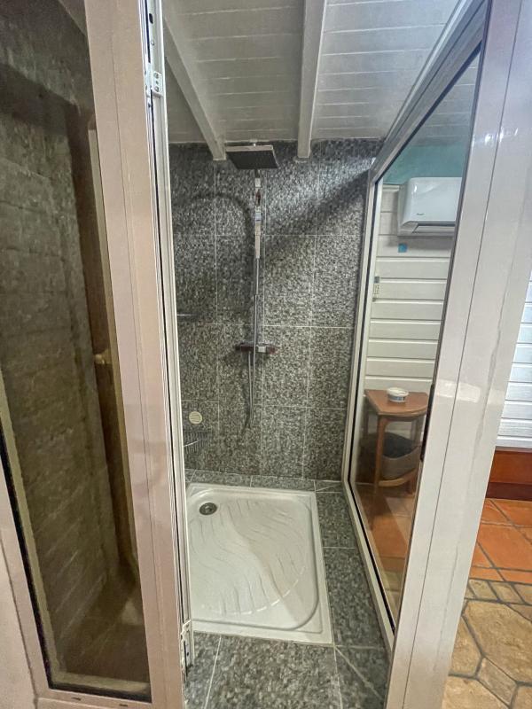 18.Location villa piscine Saint François Guadeloupe_chambre extérieure